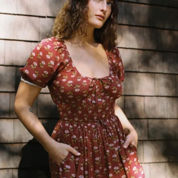 Christy Dawn Antique Lotus Brynne— Perfect for Christmas - Picture 1 of 3